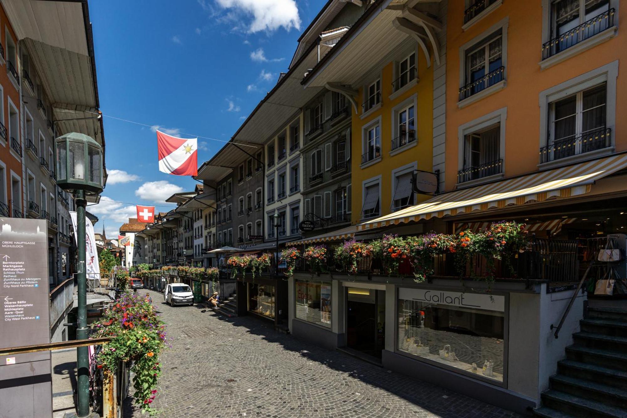 Historische Wohnung Im Herzen Der Thuner Altstadt Bagian luar foto