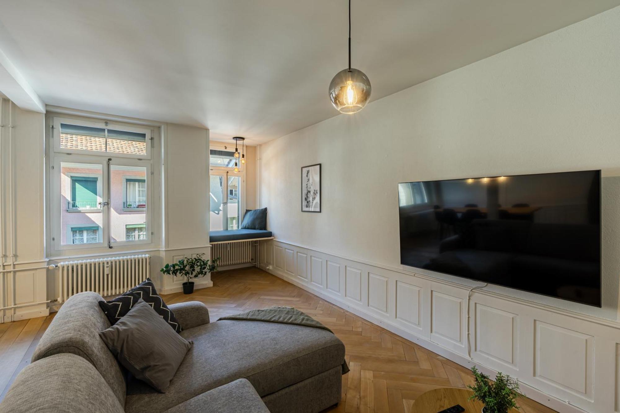 Historische Wohnung Im Herzen Der Thuner Altstadt Bagian luar foto